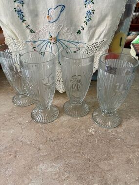 Iris & Herringbone Jeannette Footed Tumblers - Produced 1928 /1932. Perfect Cond